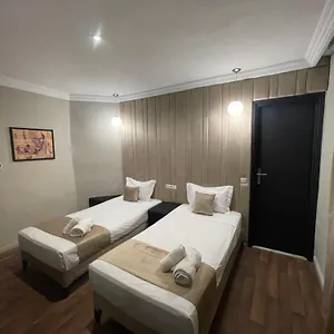 3* Otel Cade